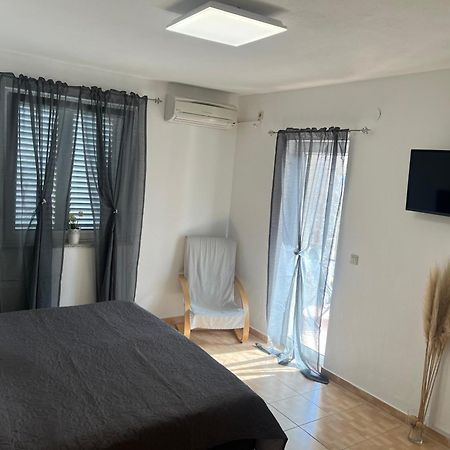Apartments Marija Malinska Εξωτερικό φωτογραφία