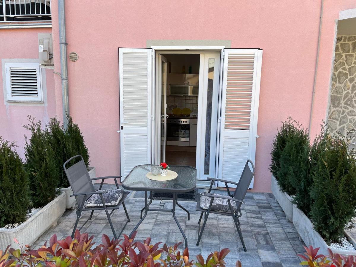 Apartments Marija Malinska Εξωτερικό φωτογραφία