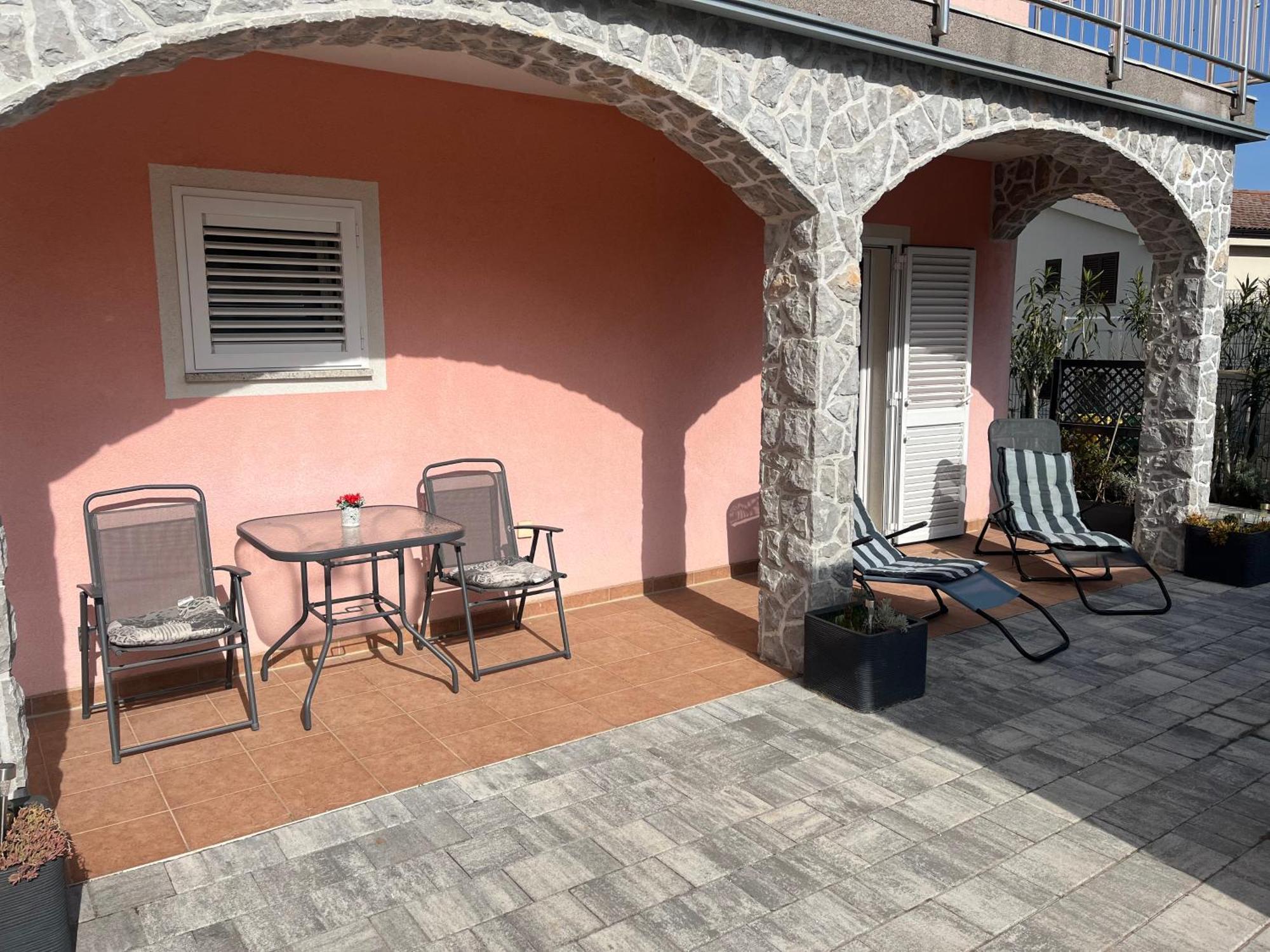 Apartments Marija Malinska Εξωτερικό φωτογραφία
